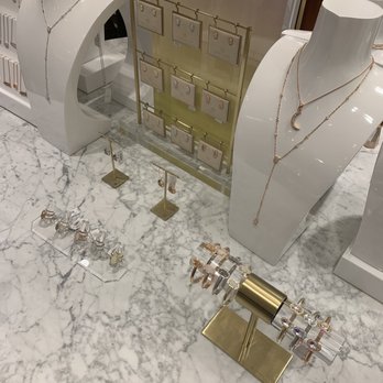 Kendra Scott - Jewelry Near Me - St. Louis, Missouri