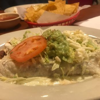 El Jaripeo - Beef tip burrito tippico (sp?) - Mexican Near Me - Lebanon, Indiana El Jaripeo - Beef tip burrito tippico (sp?) - Mexican Near Me - Lebanon, Indiana