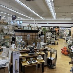 Denault's Ace Hardware