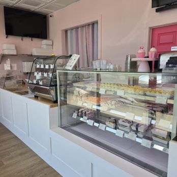 Bread Butter - Inside of store - Coffee & Tea Near Me - Crestview, Florida