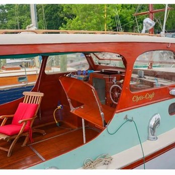 Founders Oyster Farm - Lovely boat for a cruise on the North Fork - 8/30/2024 - Boat Charters Near Me - Southold, New York Founders Oyster Farm - Lovely boat for a cruise on the North Fork - 8/30/2024 - Boat Charters Near Me - Southold, New York