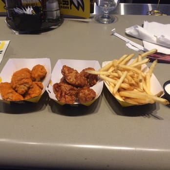 Buffalo Wild Wings - Wish the wings got to me when they were fresh but still good - Sports Bars Near Me - Bellingham, Washington