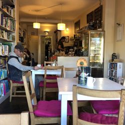 Poet's Corner - The Reading Cafe