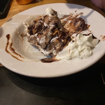 Buckhead Mountain Grill - Best dessert!! - American Near Me - Bellevue, Kentucky