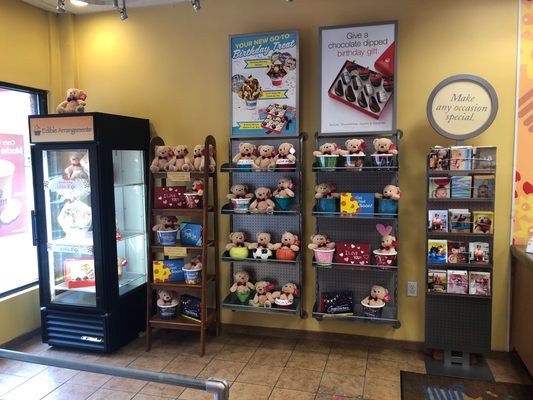 Edible Arrangements by null