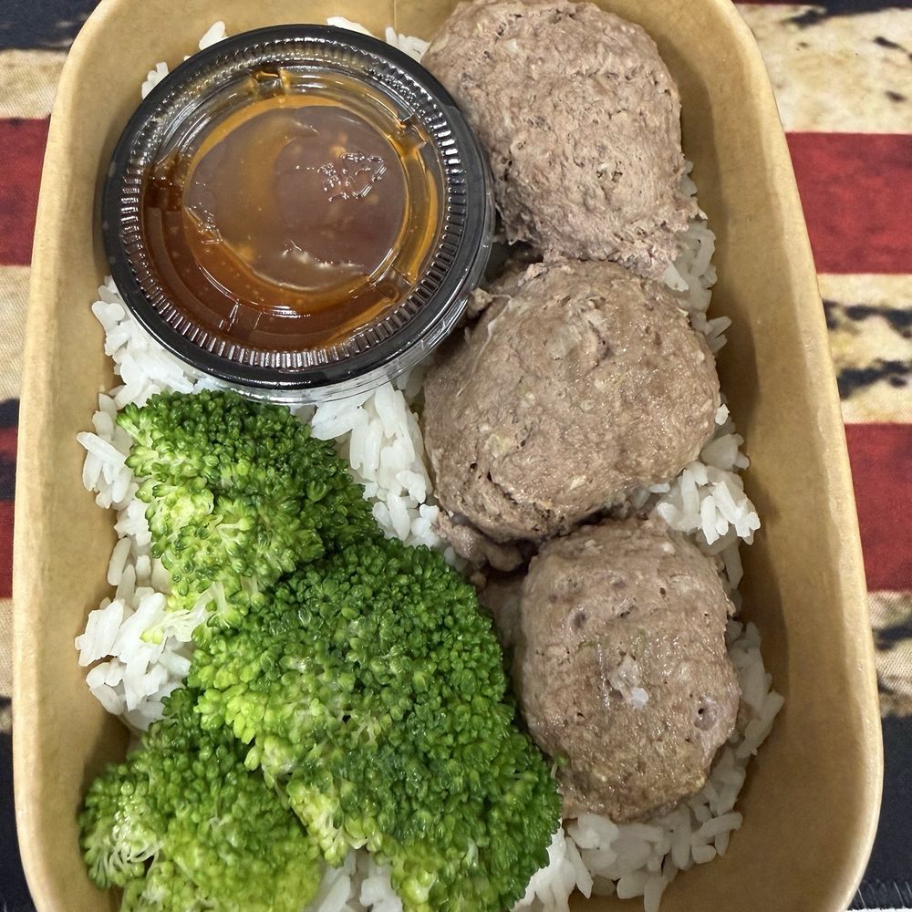 Kenny’s Meals - Thai Beef Meatballs, Broccoli, Jasmine Rice, Thai Chili Sauce - Food Delivery Services Near Me - Marlton, New Jersey Kenny’s Meals - Thai Beef Meatballs, Broccoli, Jasmine Rice, Thai Chili Sauce - Food Delivery Services Near Me - Marlton, New Jersey