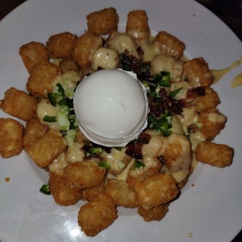 Bumsted's - FAT BOTTOM TOTS - Bars Near Me - Tucson, Arizona