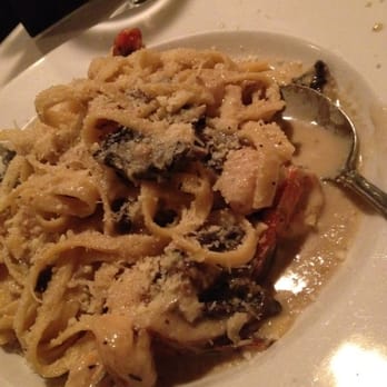 Spumoni - Fettuccine with scallops and jumbo shrimp. Sooooo good on tonights specials - Italian Near Me - Santa Monica, California