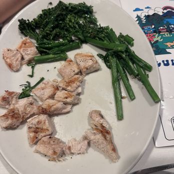 Chart House - Kids grilled chicken and vegetable - Seafood Near Me - Stateline, Nevada