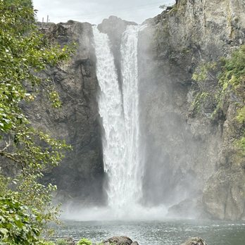 Snoqualmie Falls - Snoqualmie Falls from down at the Lower Deck Viewpoint. - Parks Near Me - Snoqualmie, Washington