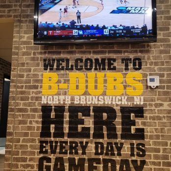 Buffalo Wild Wings - Chicken Wings Near Me - North Brunswick Township, New Jersey