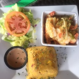 Shrimp & (what else) mufongo! Shrimp & (what else) mufongo!