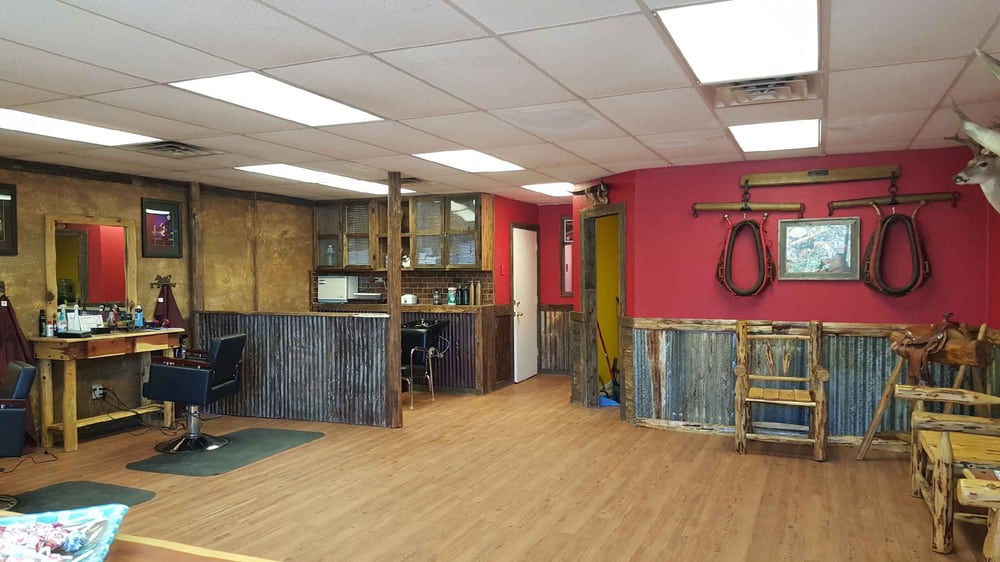 RED PONY Updated April 2024 6730 N State Hwy 123, Seguin, Texas