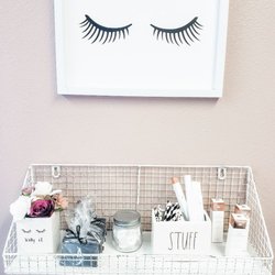 Pretty Little Lash - Salon Vibe
