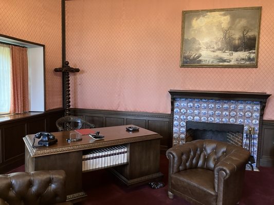 Cecilienhof Palace by null