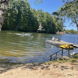 Dunromin Cottages By The Lake