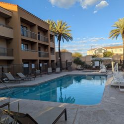 Courtyard by Marriott Tucson Airport - Pool area