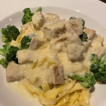 Great Northern Gourmet - Chicken Fettuccini Alfredo - Delis Near Me - Bigfork, Montana Great Northern Gourmet - Chicken Fettuccini Alfredo - Delis Near Me - Bigfork, Montana