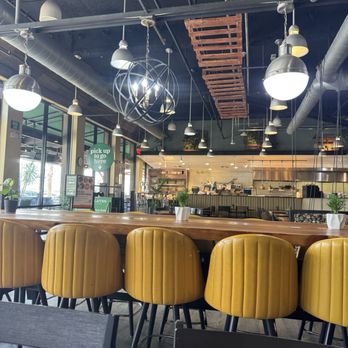 Urban Plates - Inside - Salad Near Me - Pasadena, California
