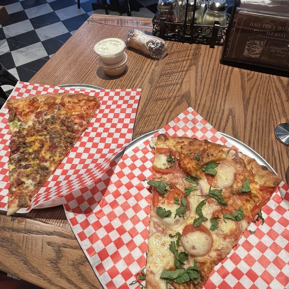 Goodfellas Pizzeria - Gulch - Margarita Pizza and Combo(?) Pizza - Pizza Near Me - Nashville, Tennessee Goodfellas Pizzeria - Gulch - Margarita Pizza and Combo(?) Pizza - Pizza Near Me - Nashville, Tennessee
