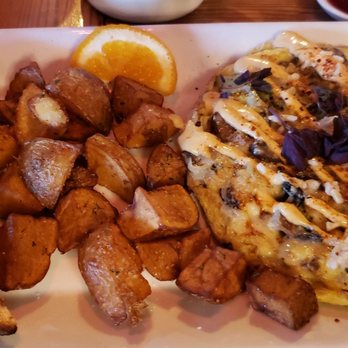 The People’s Kitchen - Veggie frittata with homestyle fries and toast - American Near Me - Lansing, Michigan The People’s Kitchen - Veggie frittata with homestyle fries and toast - American Near Me - Lansing, Michigan