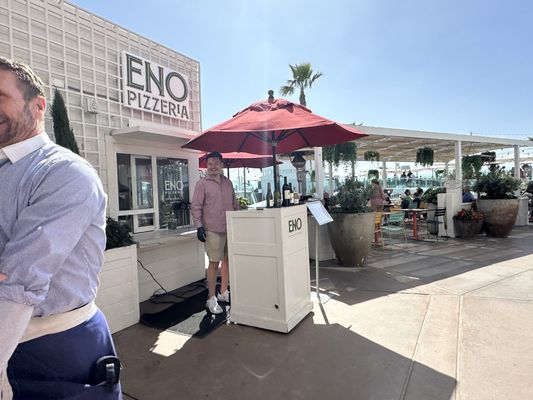 ENO Market & Pizzeria by null