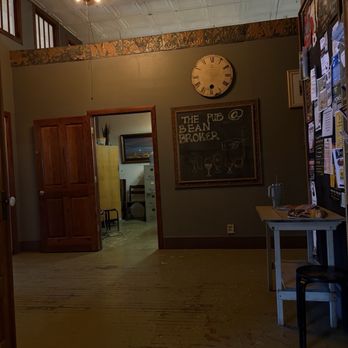 Bean Broker Coffee House and Pub - Coffee & Tea Near Me - Chadron, Nebraska Bean Broker Coffee House and Pub - Coffee & Tea Near Me - Chadron, Nebraska