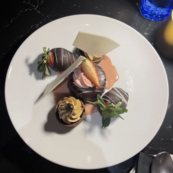 Hook & Ladder Sky Bar - Specialty dessert for Valentine's Day - Bars Near Me - Conshohocken, Pennsylvania Hook & Ladder Sky Bar - Specialty dessert for Valentine's Day - Bars Near Me - Conshohocken, Pennsylvania
