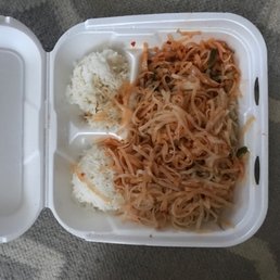 Pad Thai with chicken & shrimp??