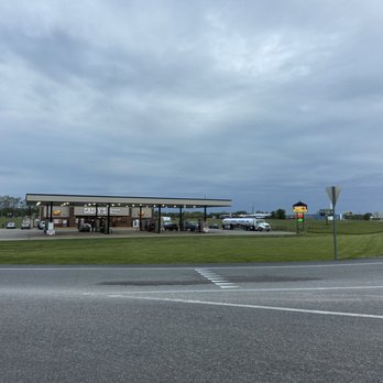 Casey's - a view of a parking lot from across the street - Pizza Near Me - Seymour, Missouri Casey's - a view of a parking lot from across the street - Pizza Near Me - Seymour, Missouri