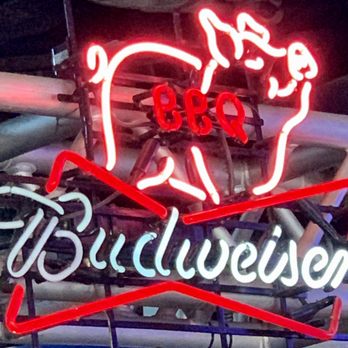 Stingrays Taphouse - Cute decor, laid back atmosphere! - Sports Bars Near Me - Port Aransas, Texas Stingrays Taphouse - Cute decor, laid back atmosphere! - Sports Bars Near Me - Port Aransas, Texas