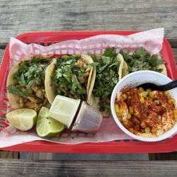 Taqueria Frutería El Junior - Chicken and Carne Asada tacos