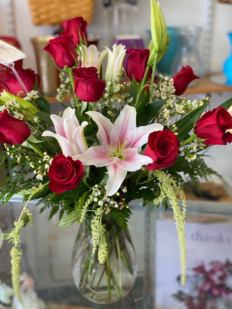 ROSES TODAY LV 73 Photos & 49 Reviews 4640 E Flamingo Rd, Las Vegas