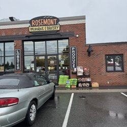 Rosemont Market & Bakery - Exterior