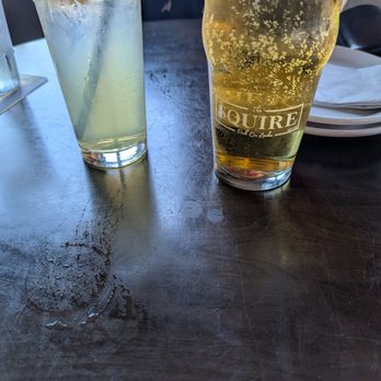 Ye Olde Squire - Upper James - Apricot Sunrise and a bud light - Pubs Near Me - Hamilton, Ontario