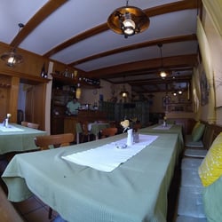 Taverne Oil & Lemon