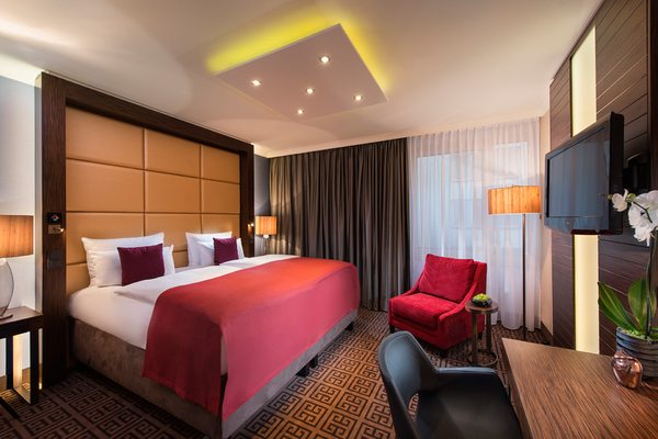 Hotel Palace Berlin by null
