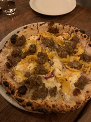 Benchmark Pizzeria by null
