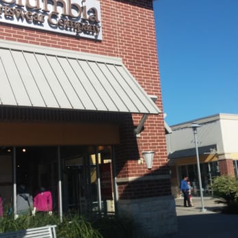 Houston Premium Outlets - Shopping Centers Near Me - Cypress, Texas