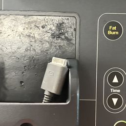 Outdated AF I mean who uses this charging port anymore?????