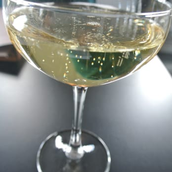 The Man Behind The Curtain - Champagne - British Near Me - Leeds, XWY