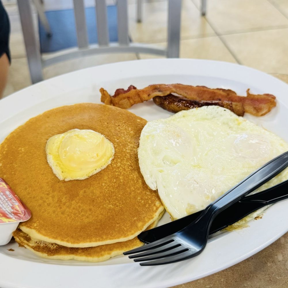 Troys Burgers - Pancakes - Burgers Near Me - Chino, California Troys Burgers - Pancakes - Burgers Near Me - Chino, California
