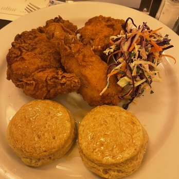 Raymond's - Buttermilk Fried Chicken - Comfort Food Near Me - Ridgewood, New Jersey