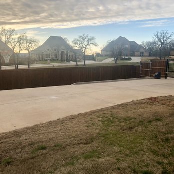 Community Construction & Roofing - Roofing Near Me - Grandview, Texas