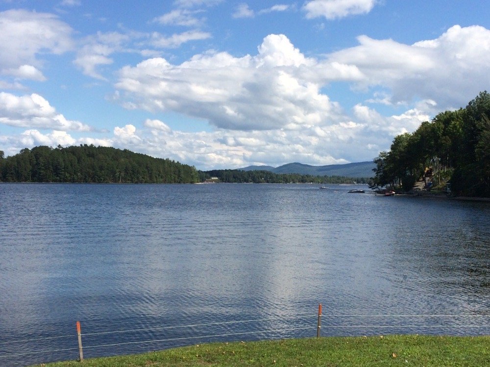 LAKEFRONT INN & RESORT Updated August 2024 127 Cross St, Island