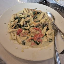Casa Nova Ristorante - Cavatelli with chicken, mushrooms roasted red peppers in a cream sauce. I Had the same dish two weeks later but added ground sausage. A+