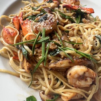 Yard House - Vegetarian Near Me - Gaithersburg, Maryland
