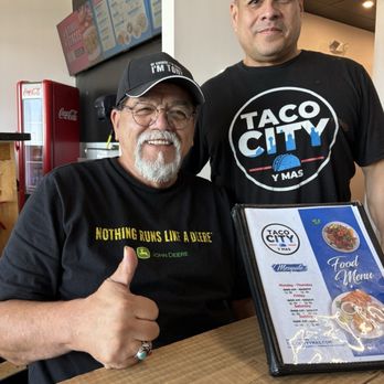 Taco City Y Mas 3 - Tony From The Best Of Manor Texas on Facebook Social Media With Manager Chris - Tacos Near Me - Royse City, Texas Taco City Y Mas 3 - Tony From The Best Of Manor Texas on Facebook Social Media With Manager Chris - Tacos Near Me - Royse City, Texas