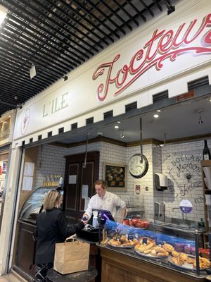 Les Halles de Lyon Paul Bocuse by null