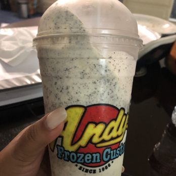 Andy's Frozen Custard - Oreos Marshmallow Crème and Bananas in Vanilla Custard - Ice Cream & Frozen Yogurt Near Me - Round Rock, Texas